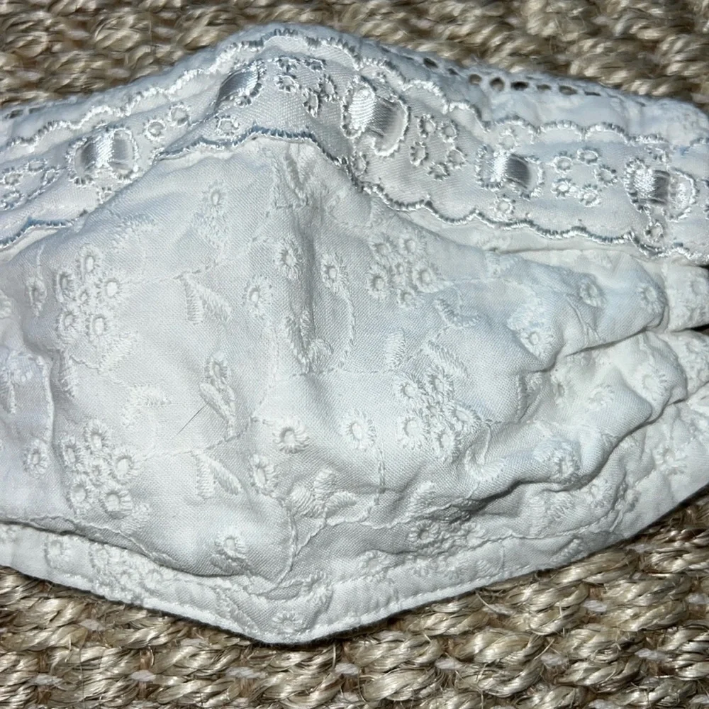 Zara White Eyelet Lace Face Mask for little girls